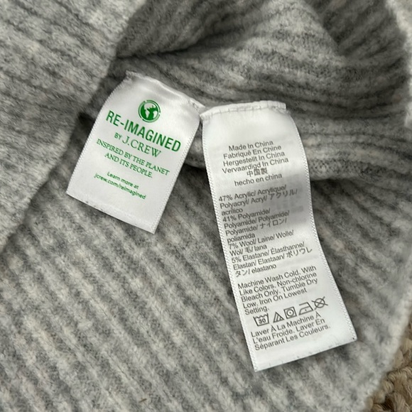 J Crew Gray Ribbed Sweater - Picture 3 of 4